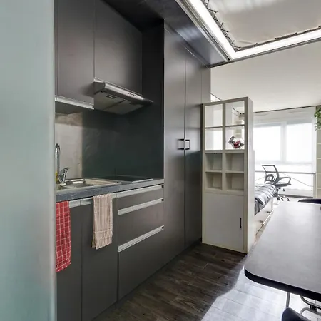 Apartament 03 - Le Lokup - Wifi - Proche Tram Reims